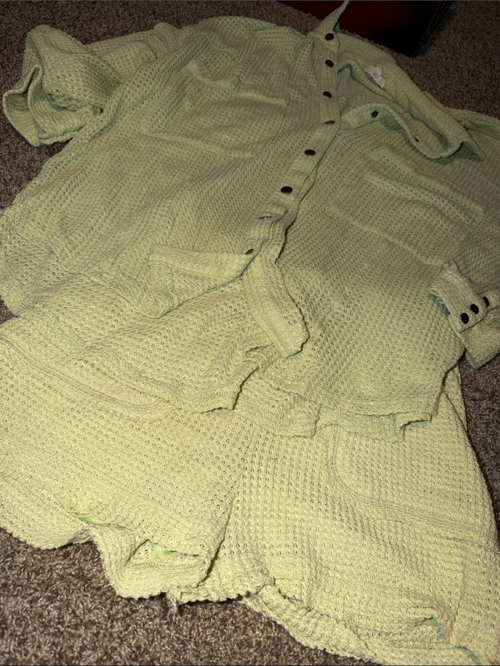 Listicle pale lime green distressed lounge set (L top, M shorts)